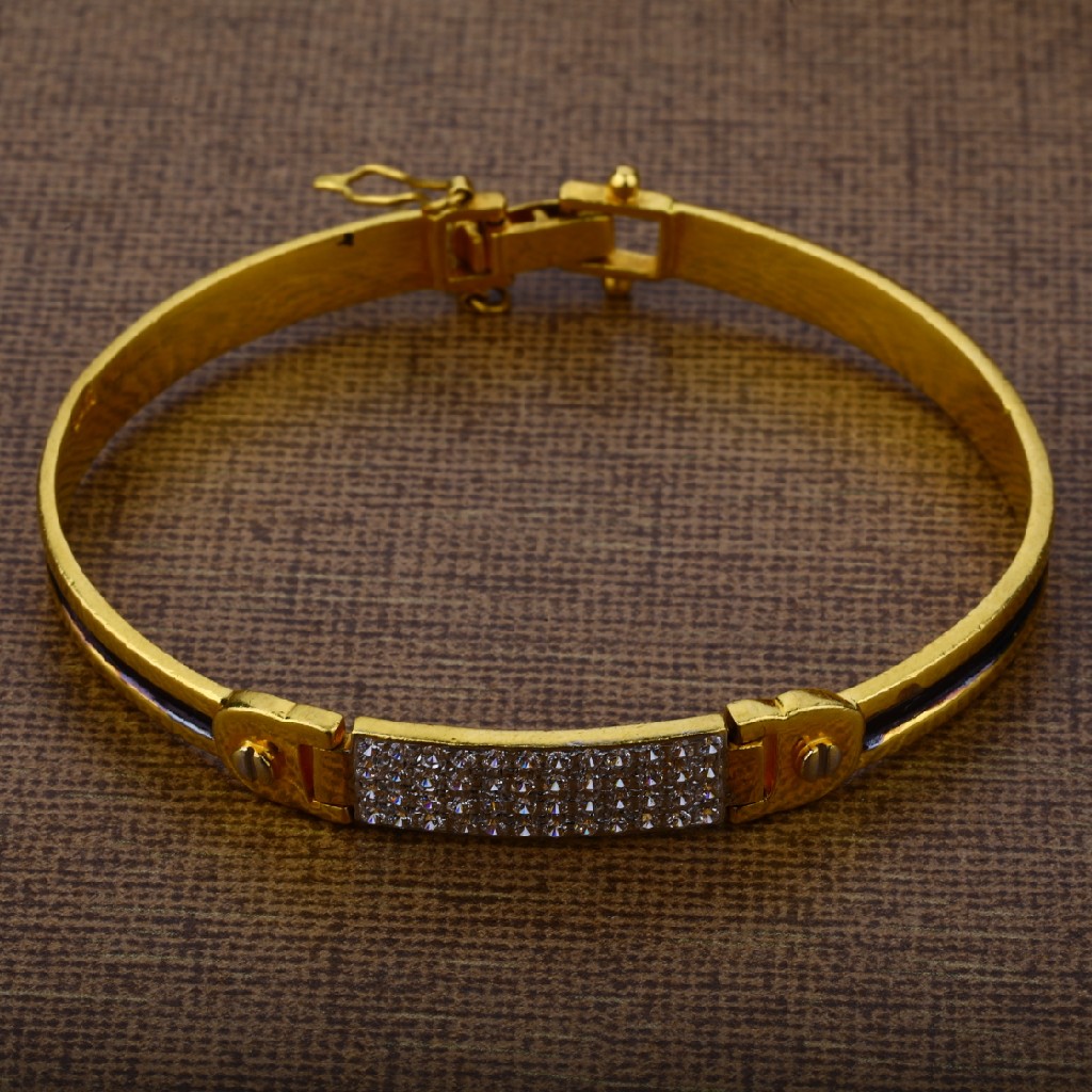 Mens 916 Casting Gold Kada Bracelet-MKB04 - Image 3