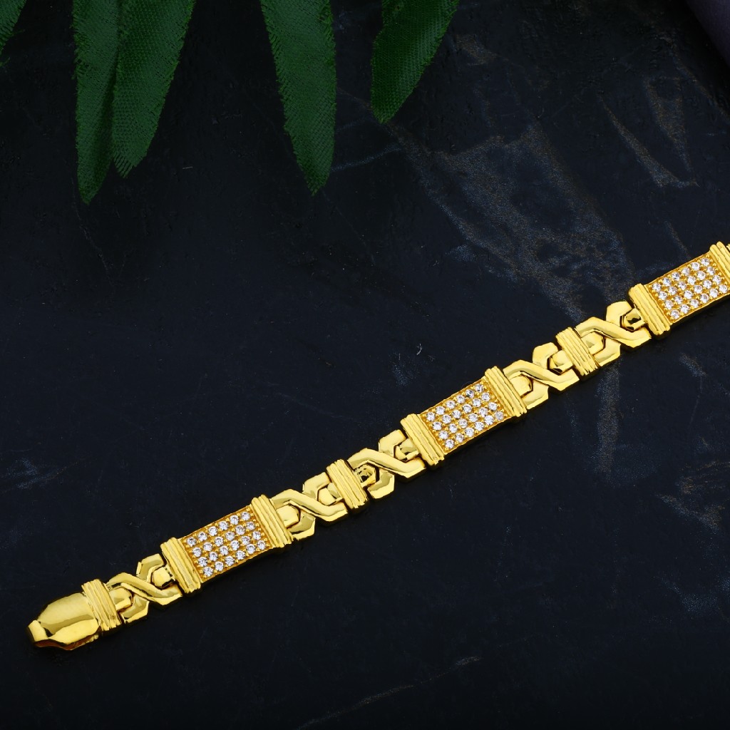 Mens 916 Diamond Gold Cz Fancy Bracelet-MCB05