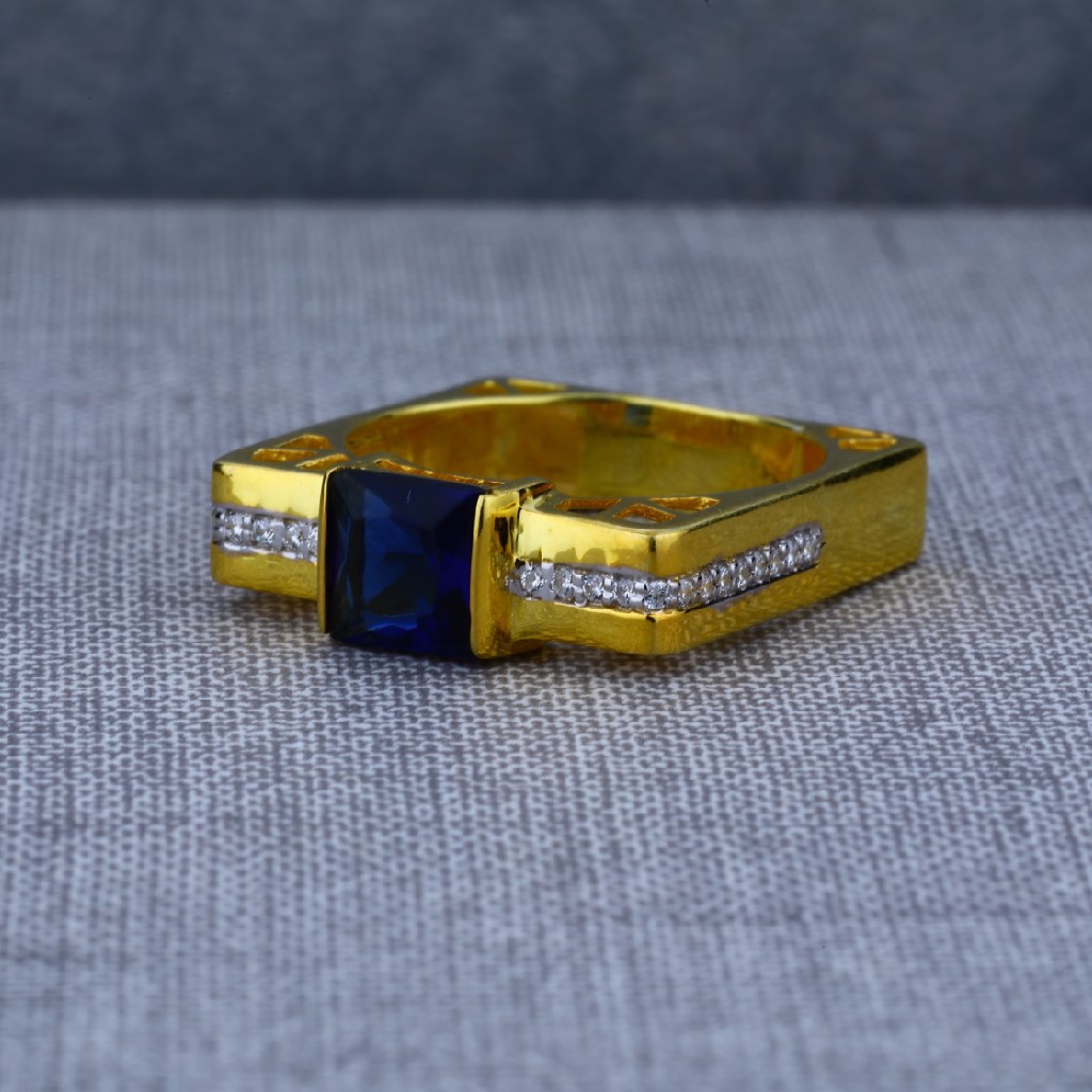 Mens 22ct Exclusive Square Shape Solitaire Gold Ring-MSR31