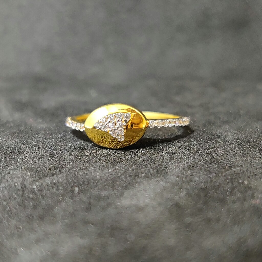 22K Ladies Fancy Ring