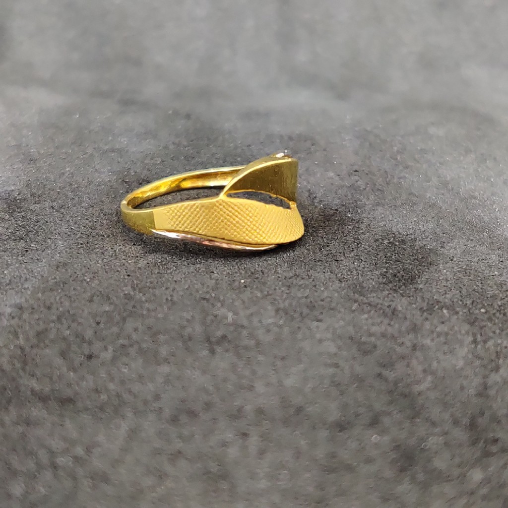 916 Ladies Plain Gold Ring - Image 2