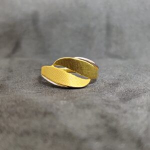 916 Ladies Plain Gold Ring