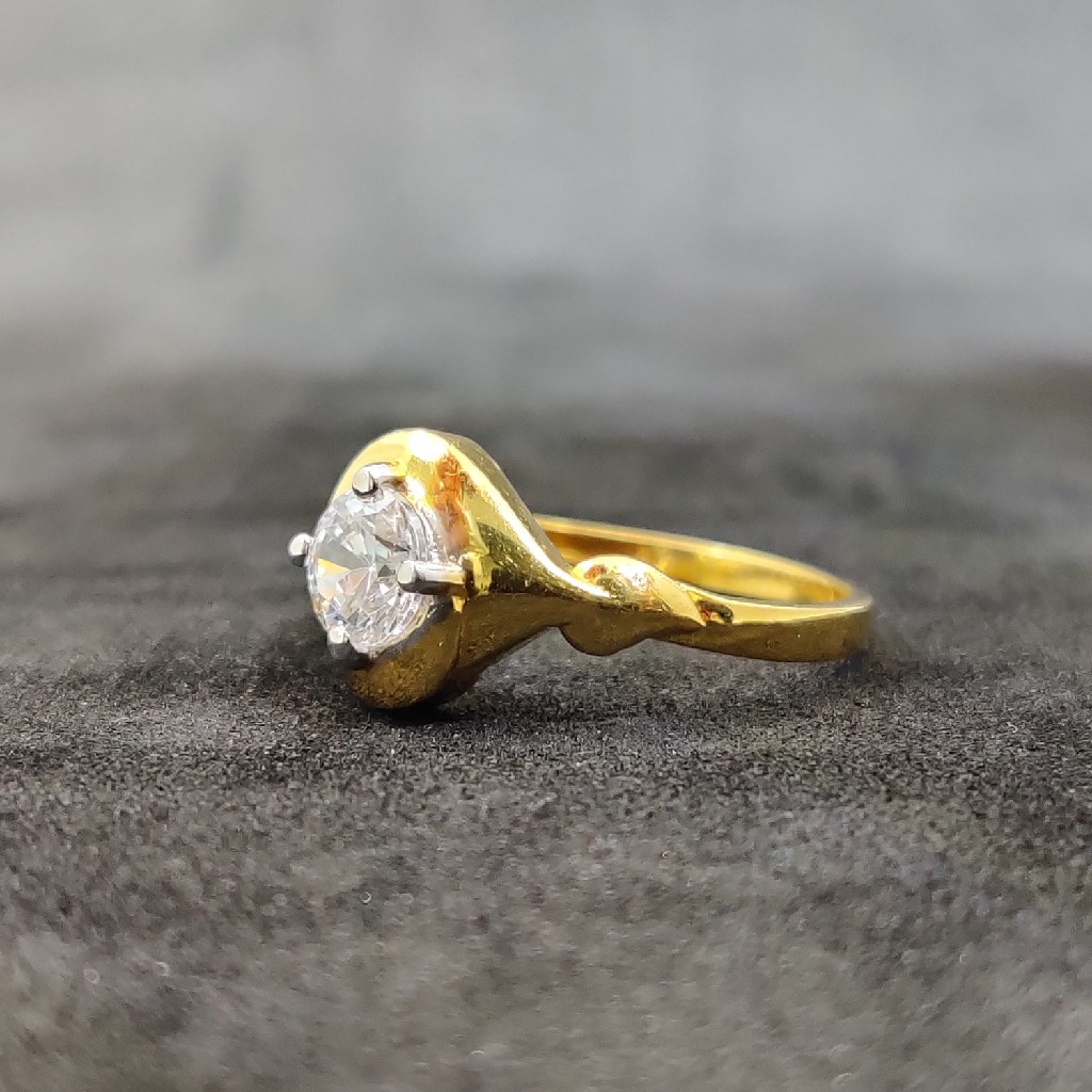 916 Ladies Single Stone Ring - Image 2