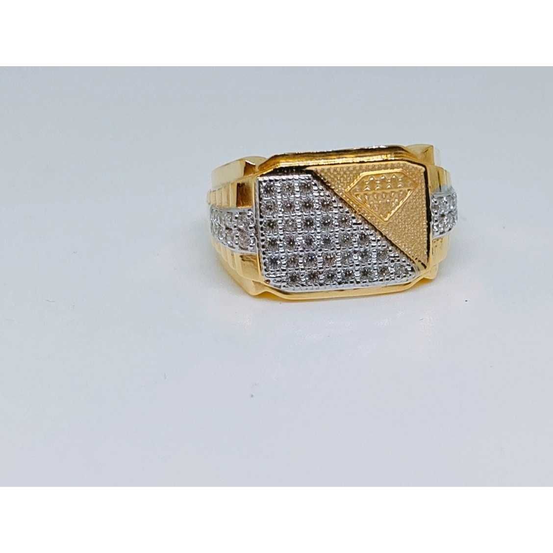 916 Gents Fancy Gold Ring Gr-28645