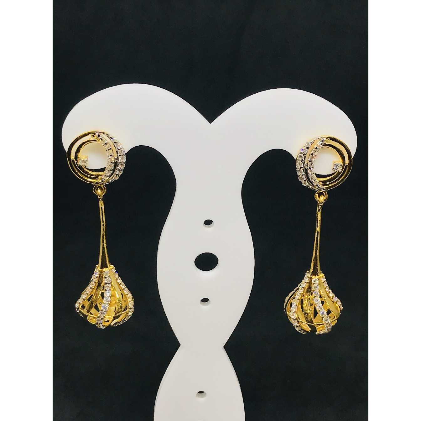916 Ladies Long Fancy Gold Earring Er-60049