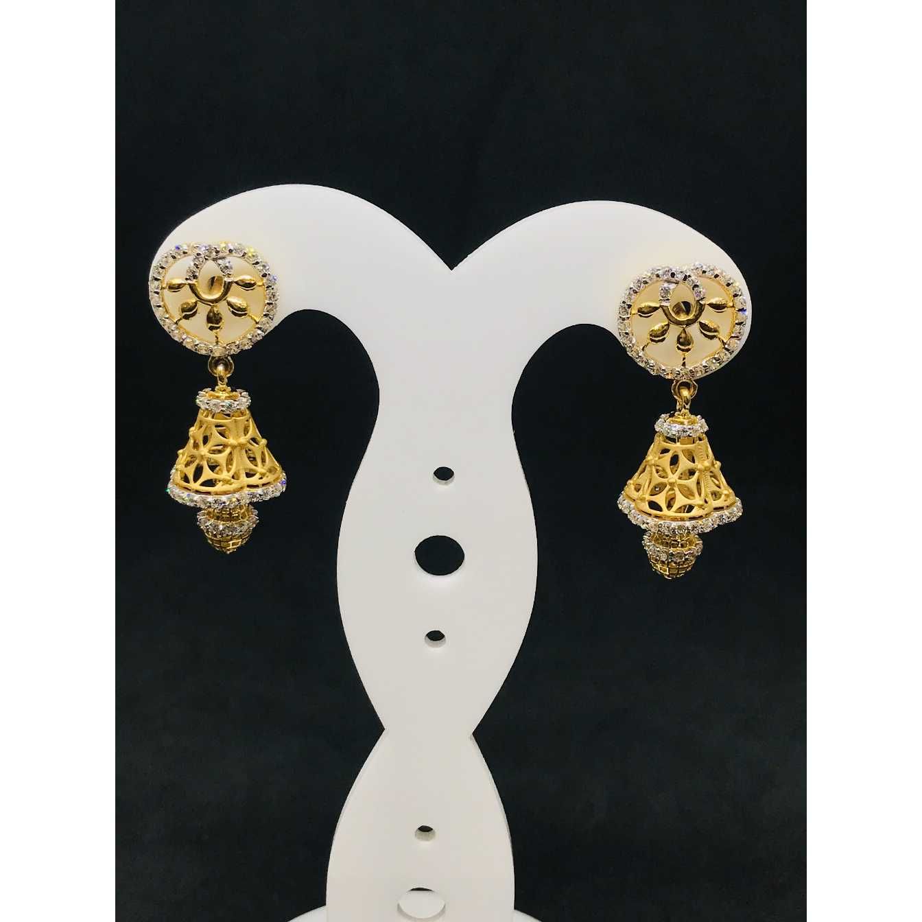 22k Ladies Fancy Gold Earring Er-60036