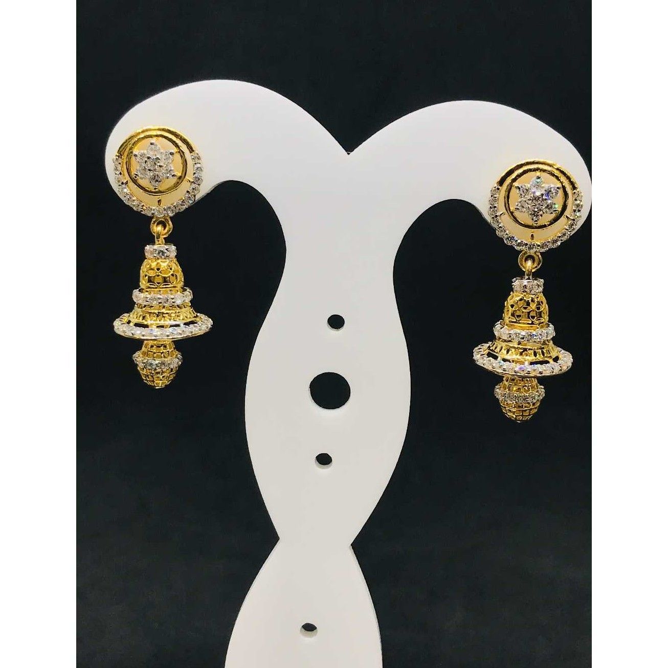 22k Ladies Fancy Gold Earring Er-60029
