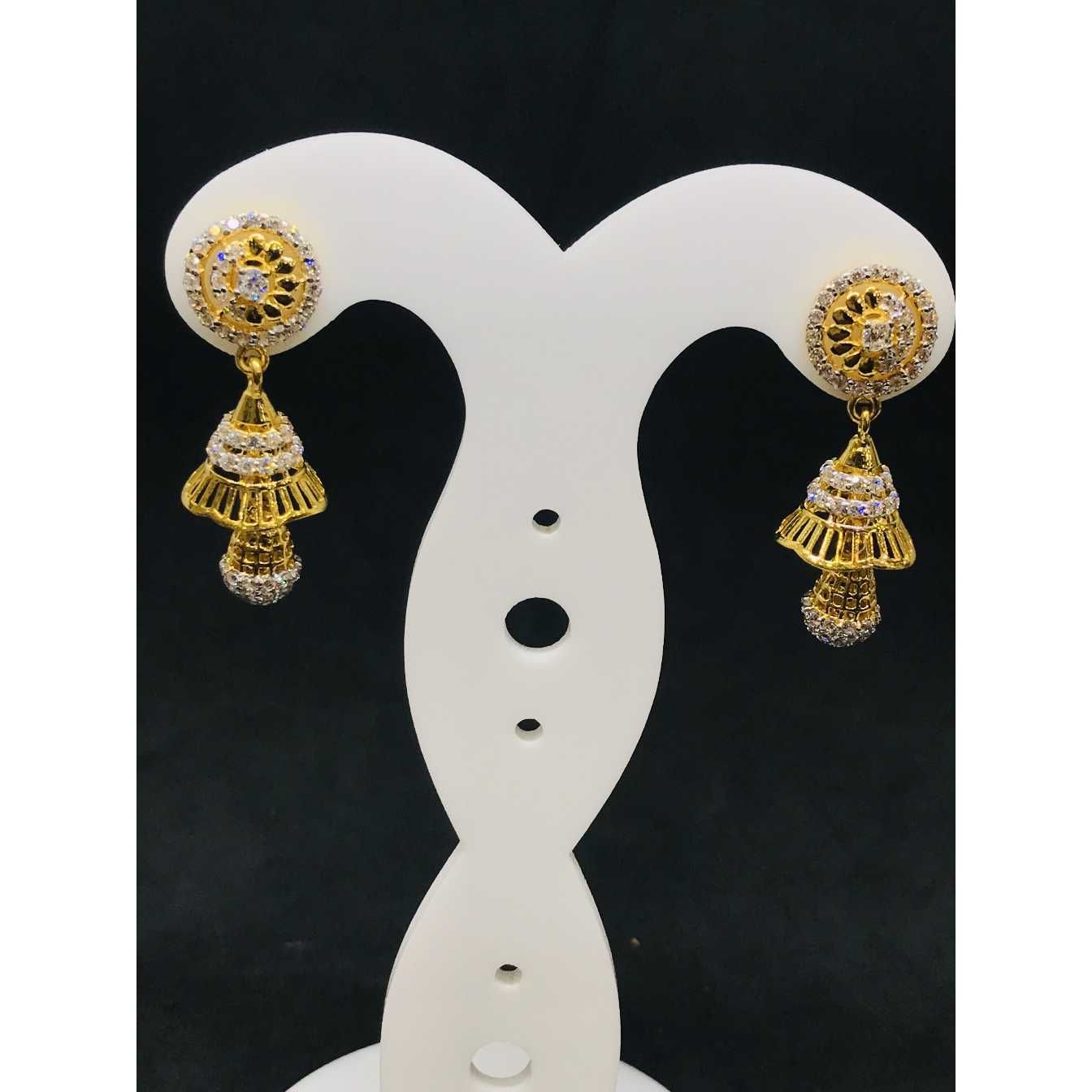 916 Ladies Fancy Gold Earring Er-60018