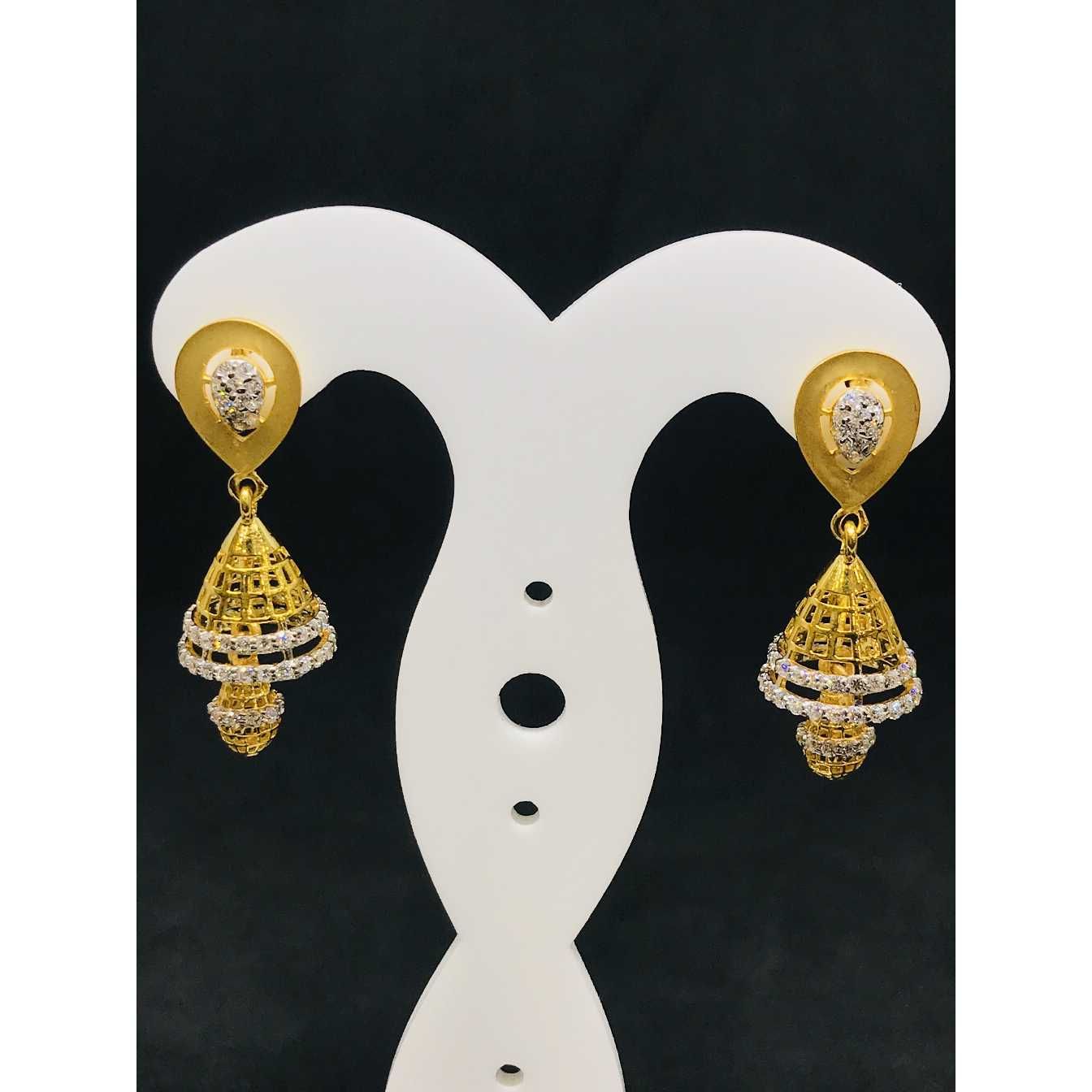 916 Ladies Fancy Gold Earring Er-60015