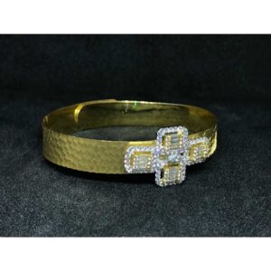 18k Ladies Fancy Gold Bracelet K-51047