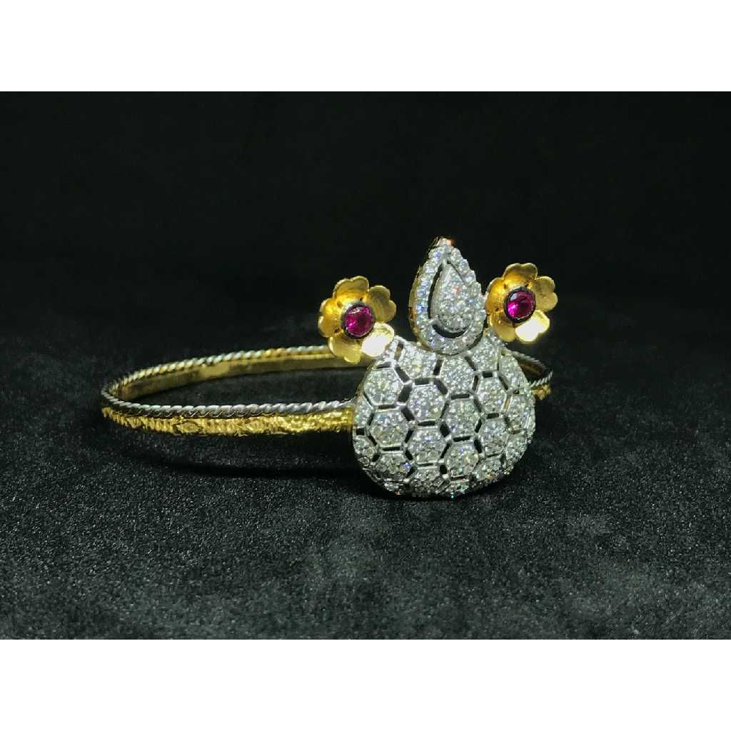 18k Ladies Fancy Gold Kada K-51033