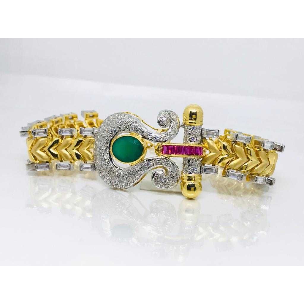 18k Ladies Fancy Italian Kada K-51030