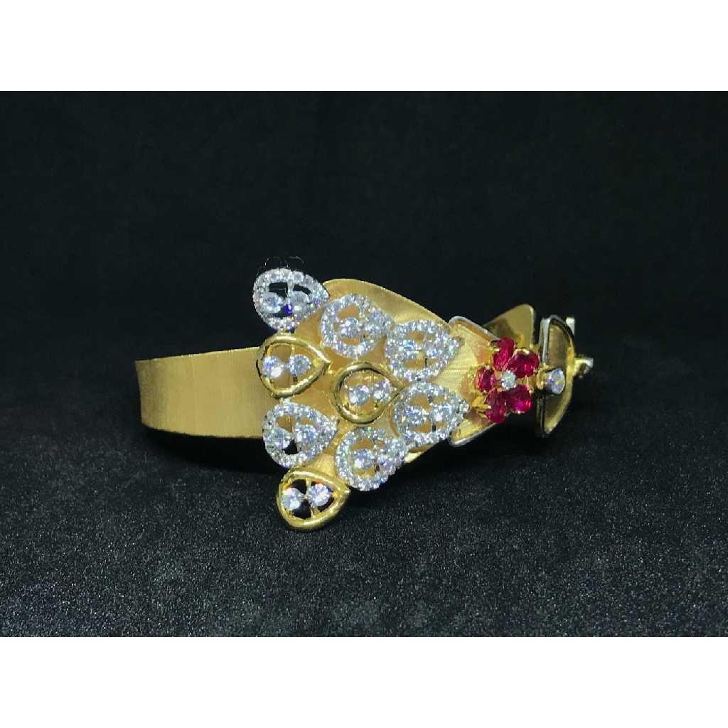 18k Ladies Fancy Gold Bracelet K-51022