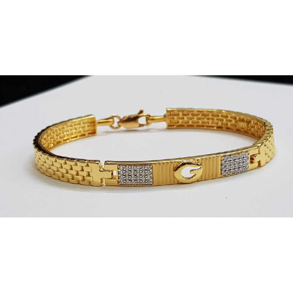 22k Gents Fancy Gold Kada G-3426