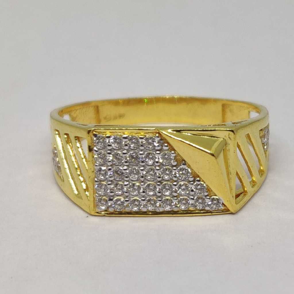 22k Gents Fancy Gold Ring Gr-28592
