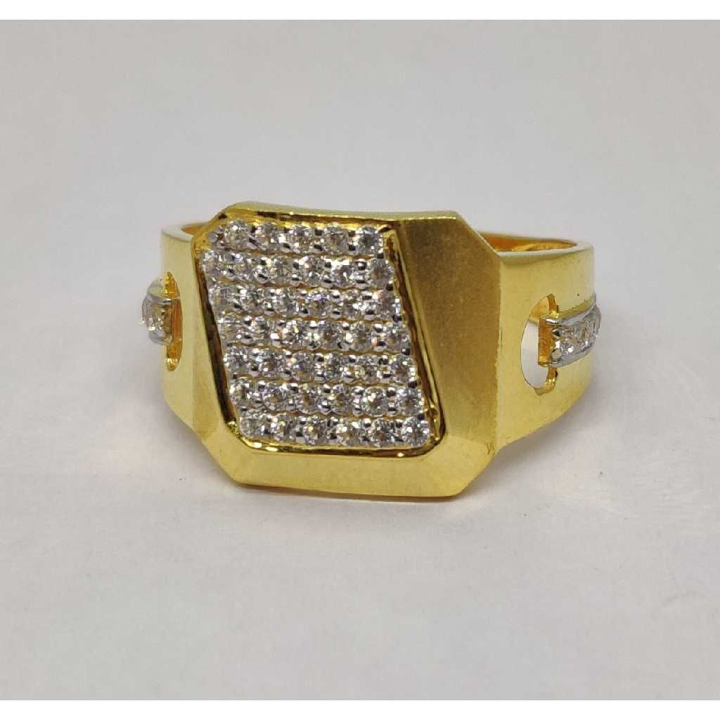 916 Gents Fancy Gold Ring Gr-28574