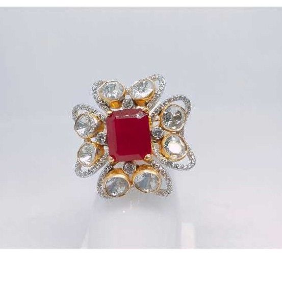 18k Ladies Exclusive Gold Ring Lr-24059