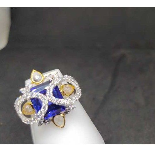 18k Ladies Fancy Gold Ring Lr-24038