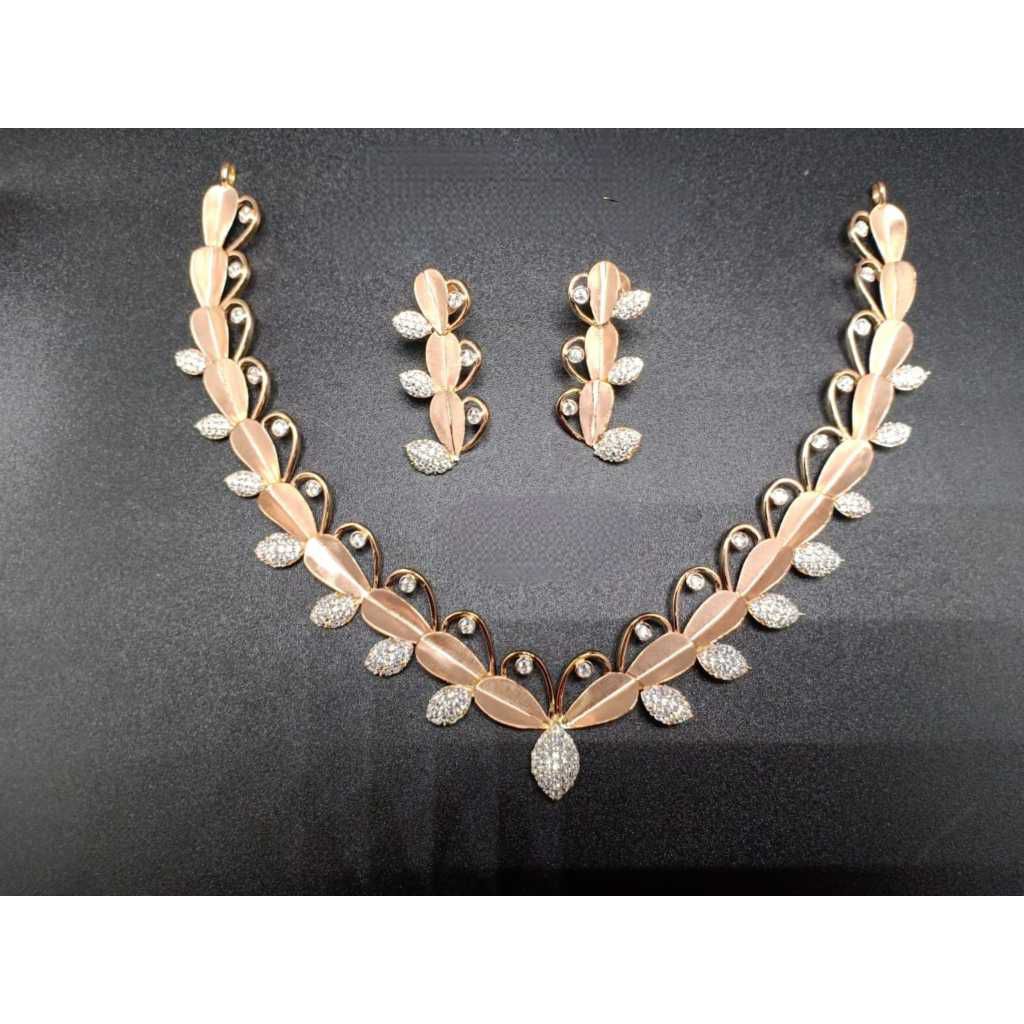 18Kt Exclusive Ladies Fancy Rose Gold Set - 57519