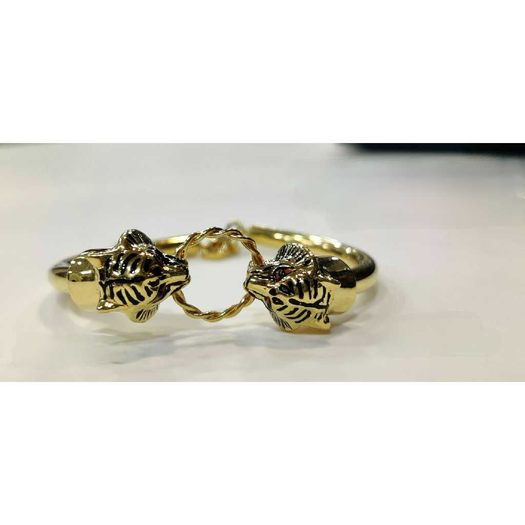 18k Gents Fancy Gold Kada G-4106