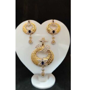 22k ladies fancy gold pendant set p-41805