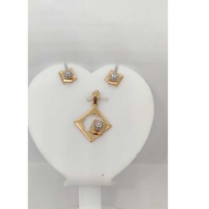 18k Ladies Fancy Rose Pendant Set P-41525