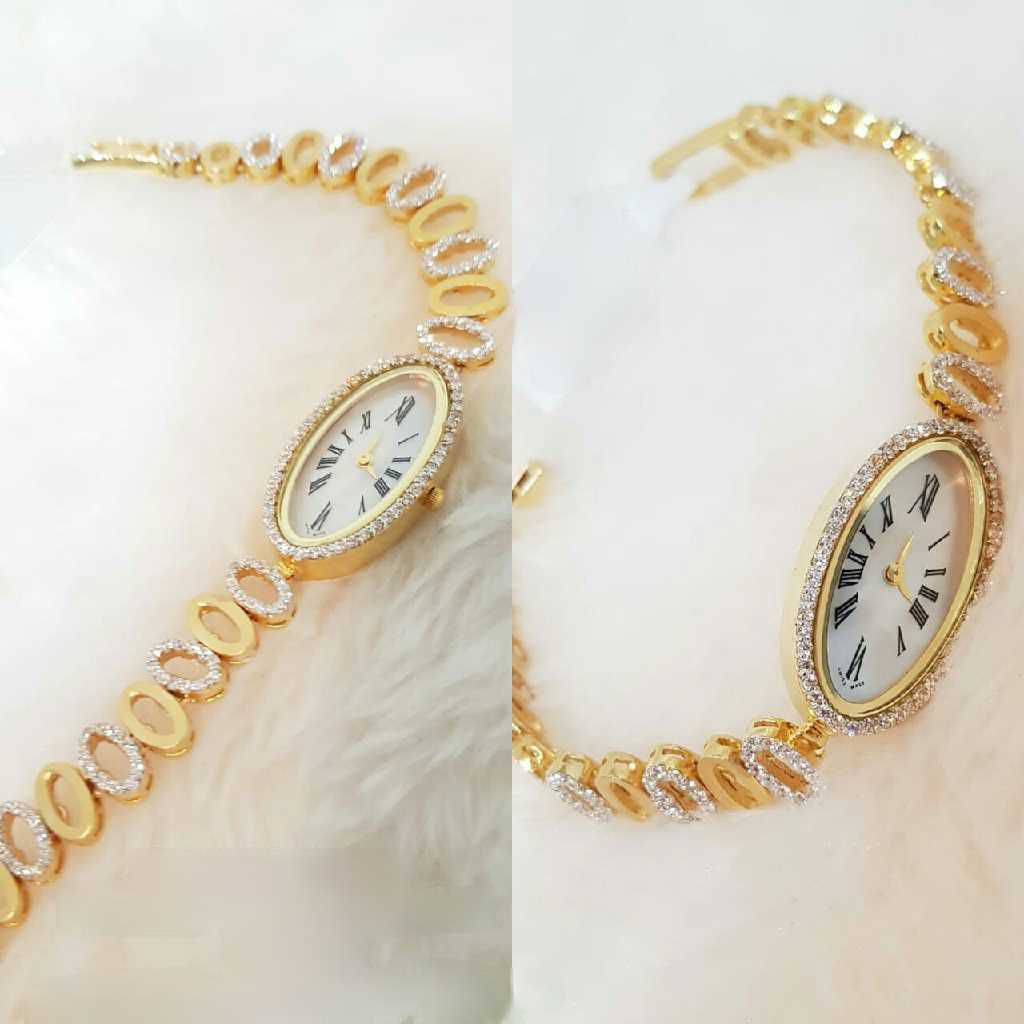 18k Ladies Fancy Gold Italian Watch G-2923