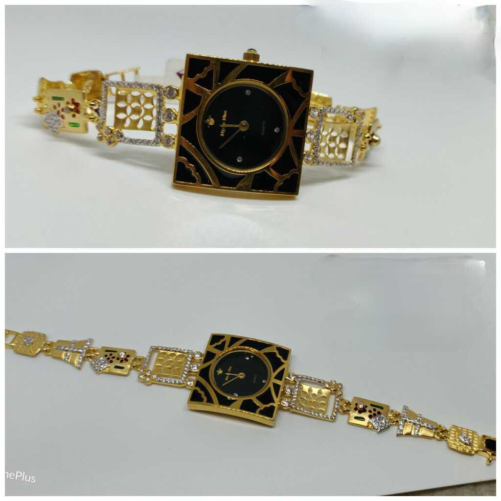 18k Ladies Fancy Gold Watch G-2224