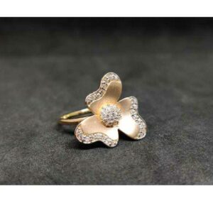 18k Ladies Fancy Rose Gold Ring R-23026
