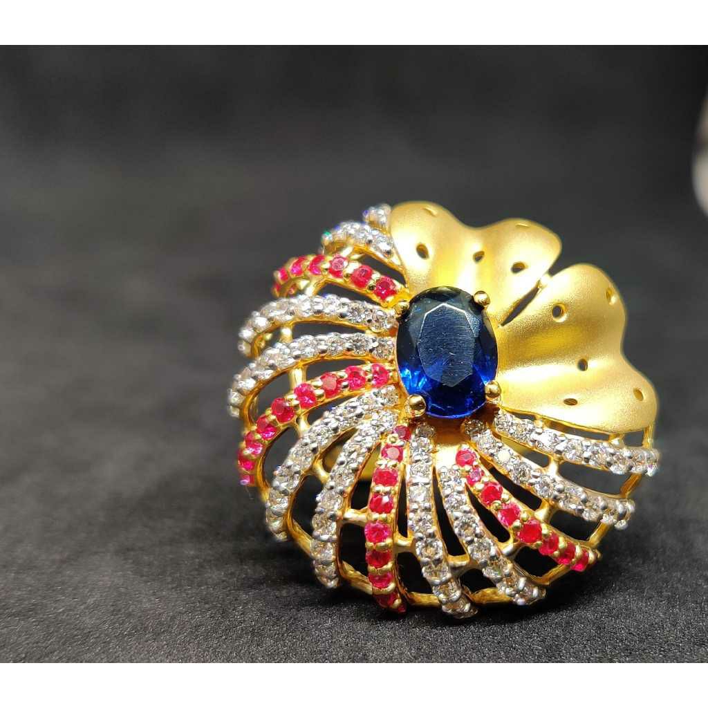916 Ladies Fancy Gold Ring Lr-17077