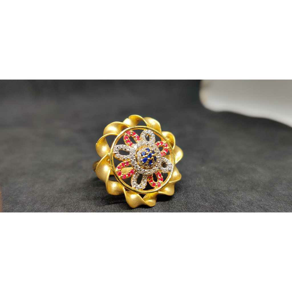 916 Exclusive Ladies Fancy Gold Ring Lr- 17076
