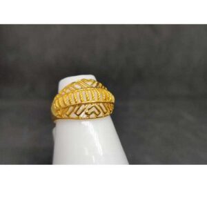 916 Ladies Plain Gold Ring