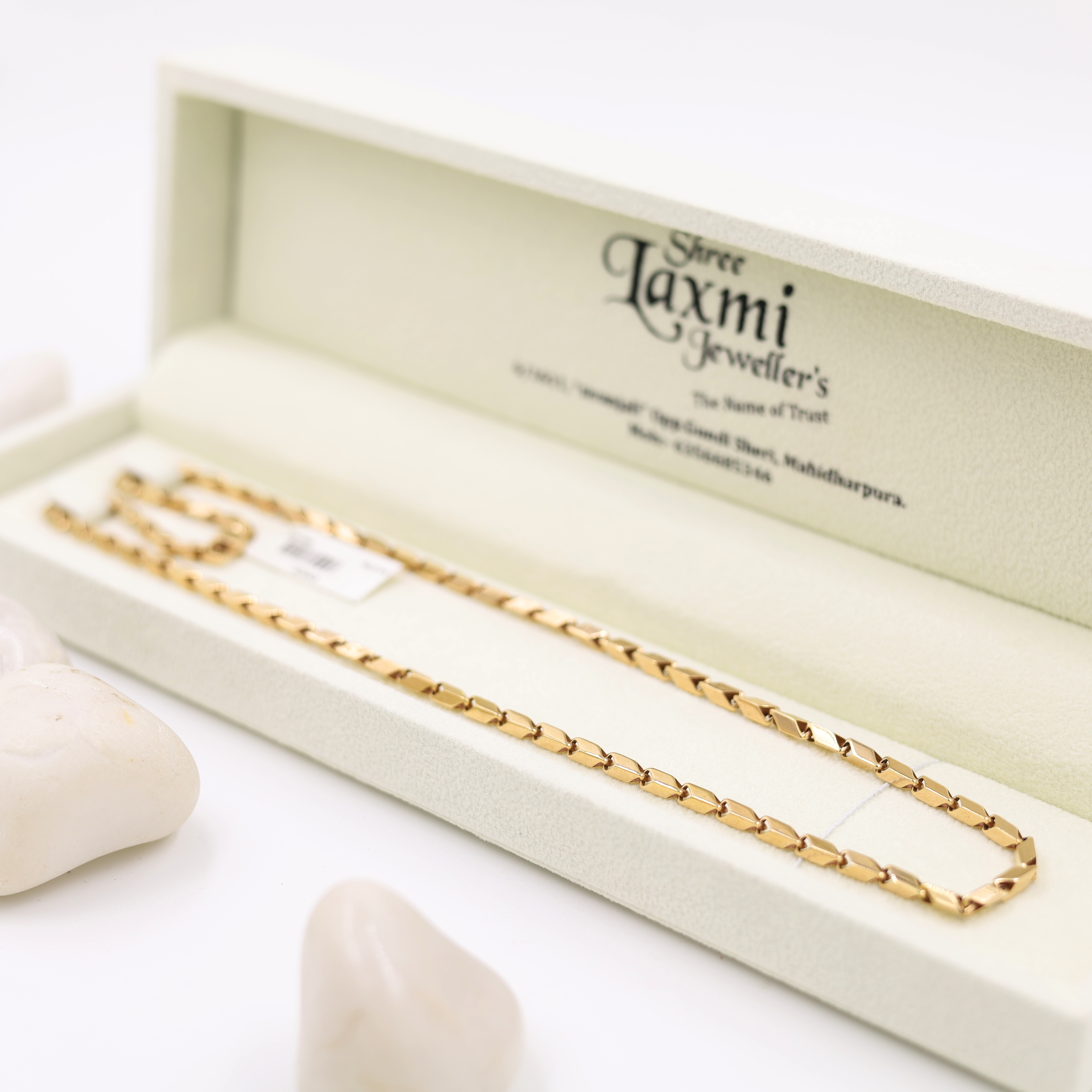 Pattern carved single tone gold chain for men