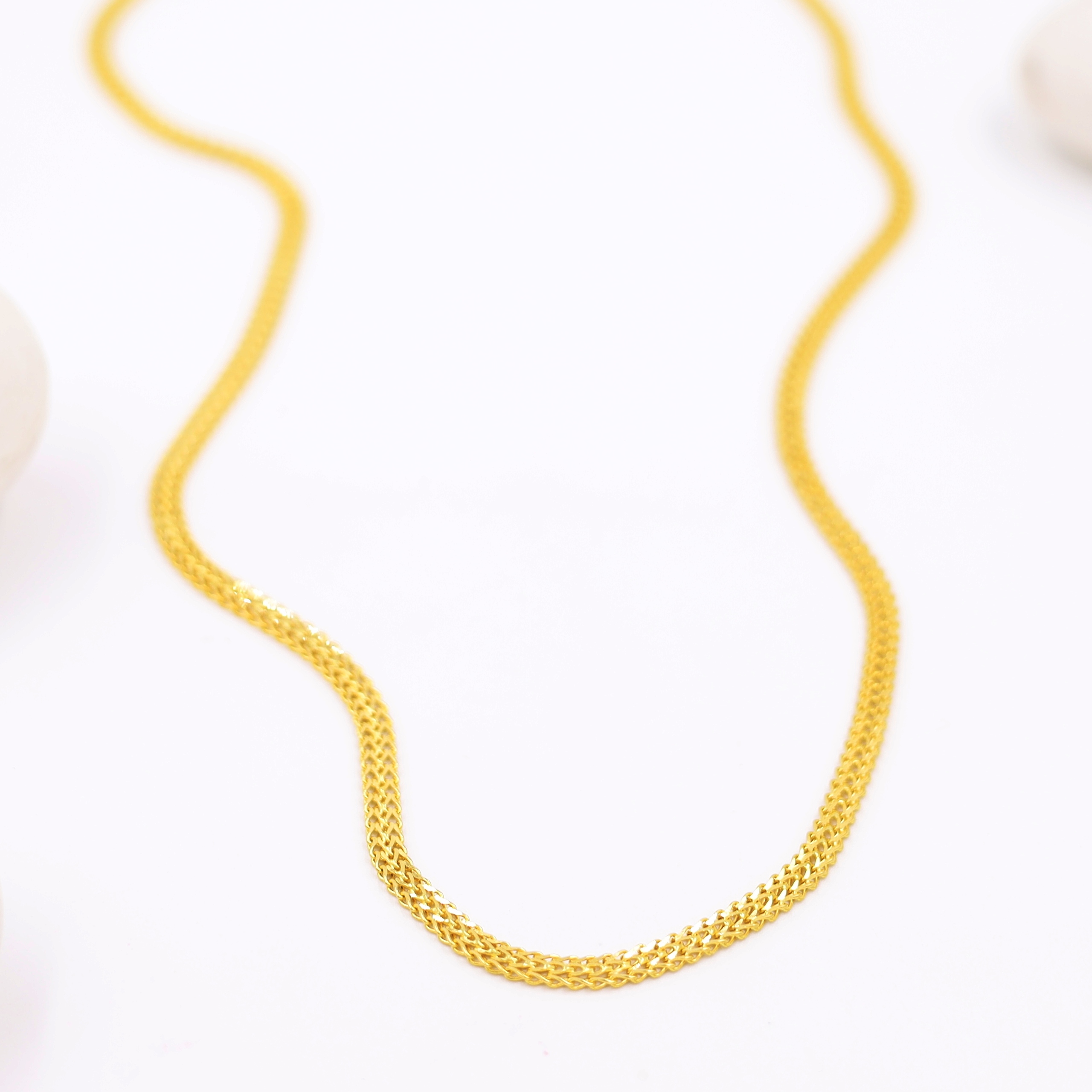 Elegant Glossy Gold Chain