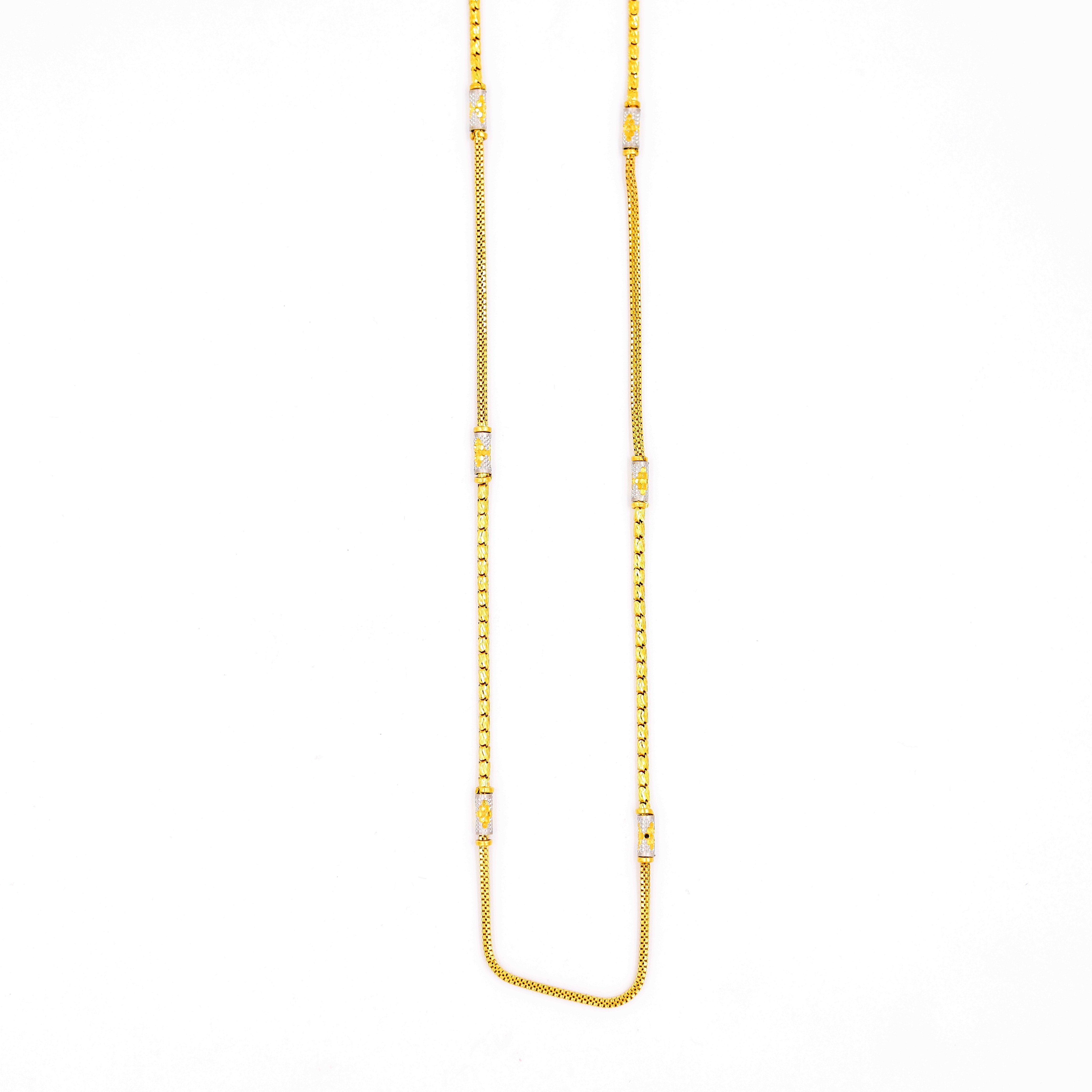 Yellow gold timeless piece of modern chain