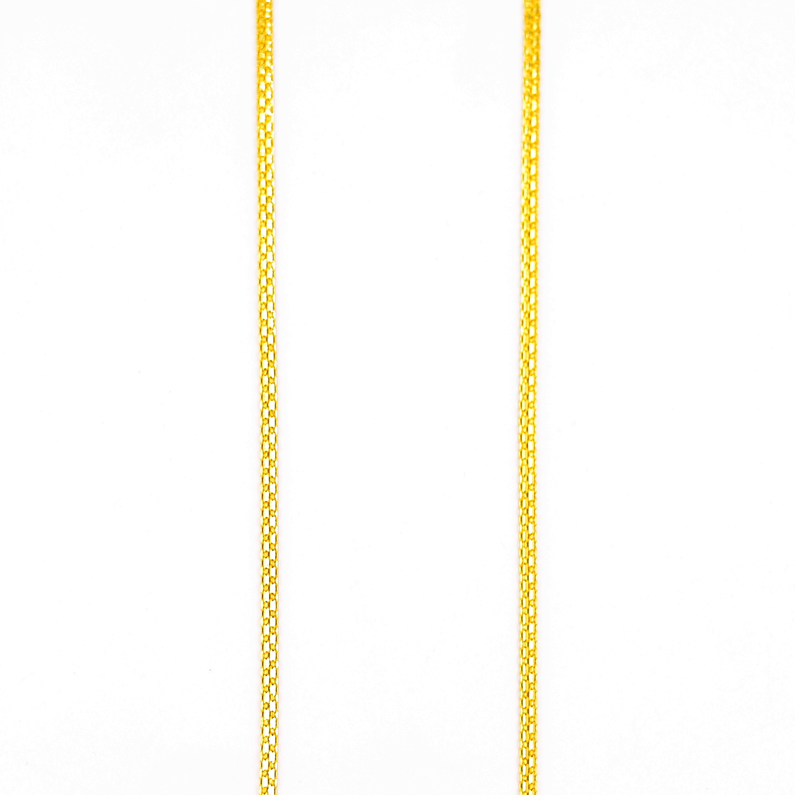 Gleaming Braided Style Chain