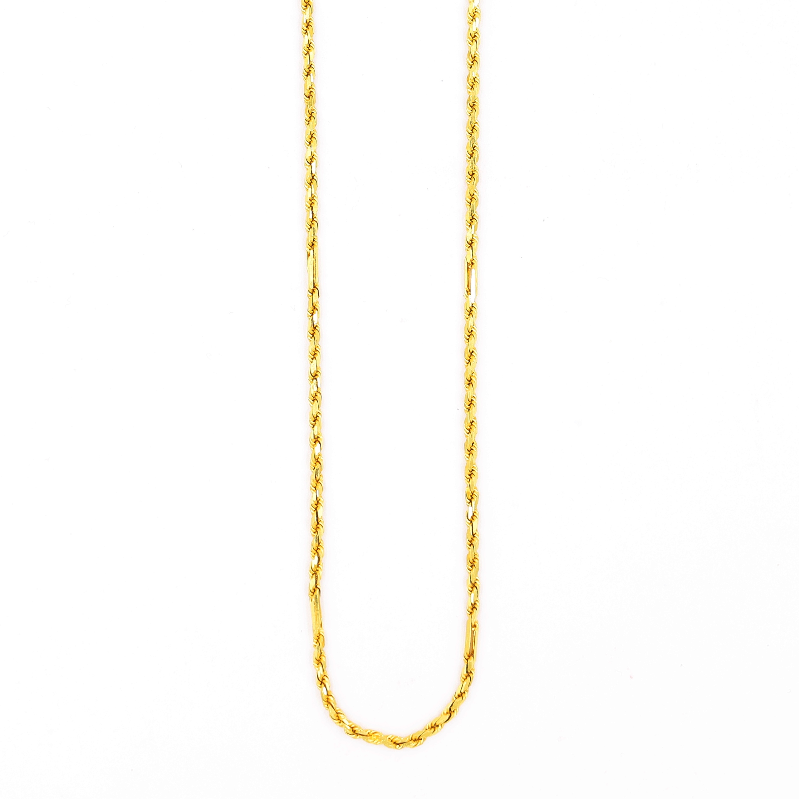 Rope Patterned Gold Chain