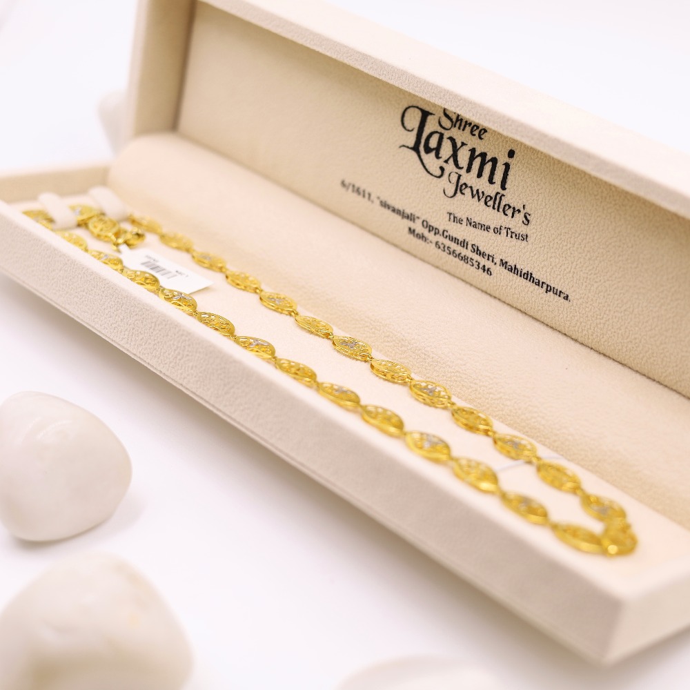 Impressive fancy hand made gold chain