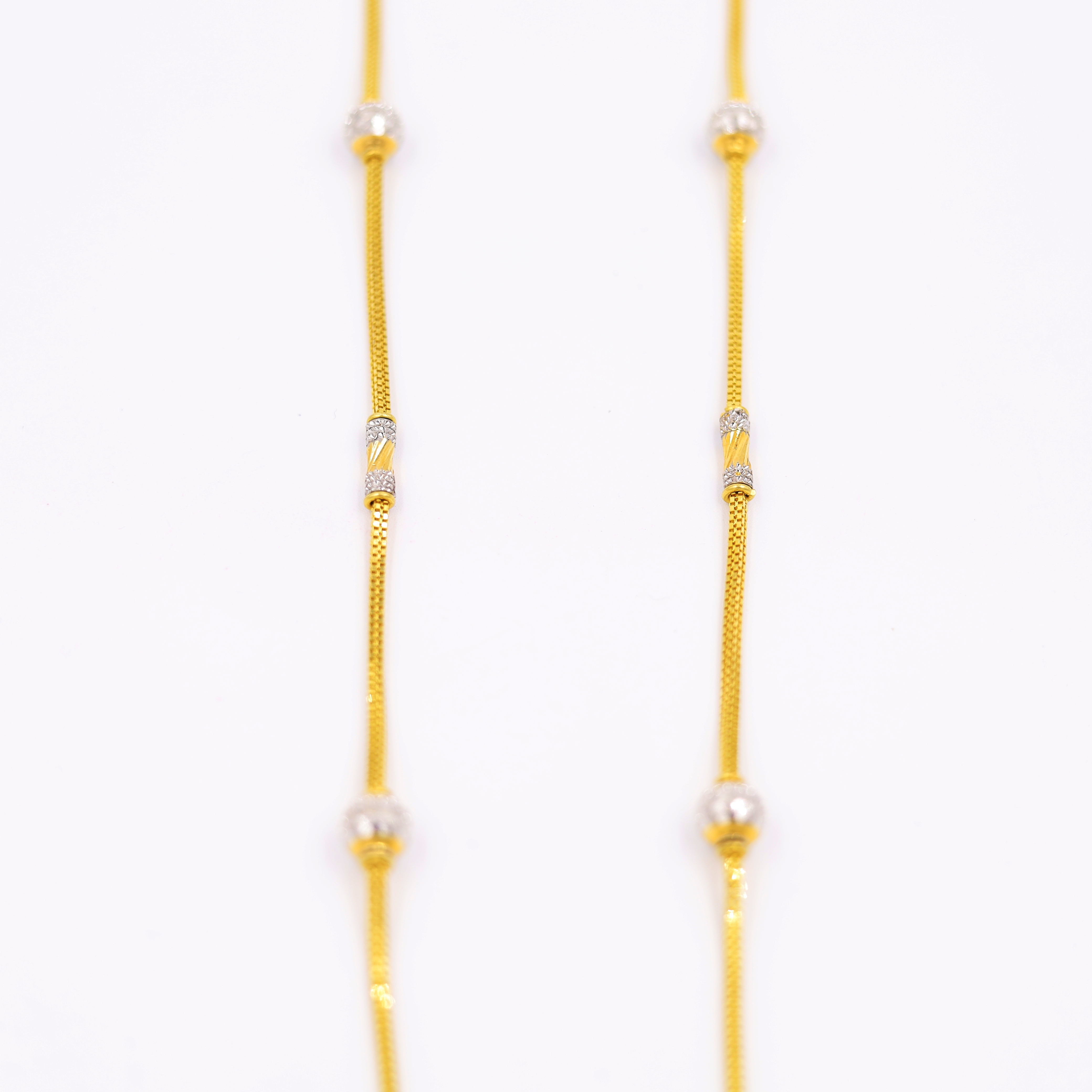 Glamorous Elegant Gold Chain