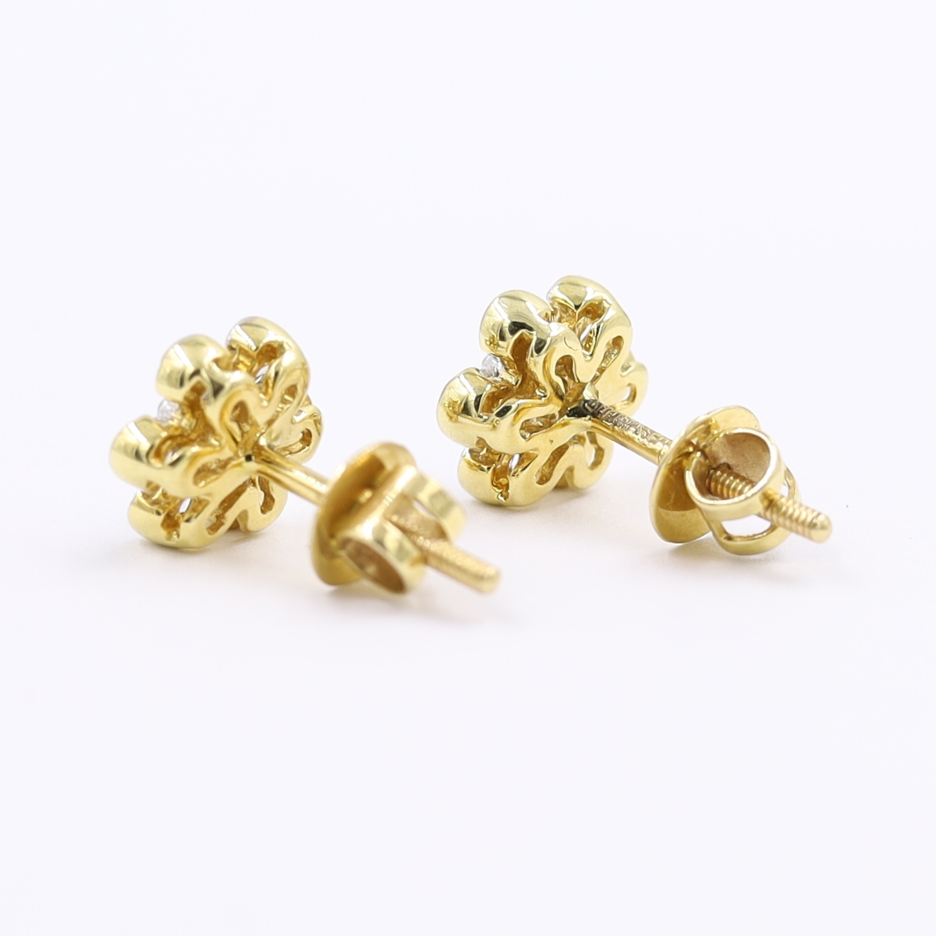 Floral Solitaire Look Diamond Stud Earrings