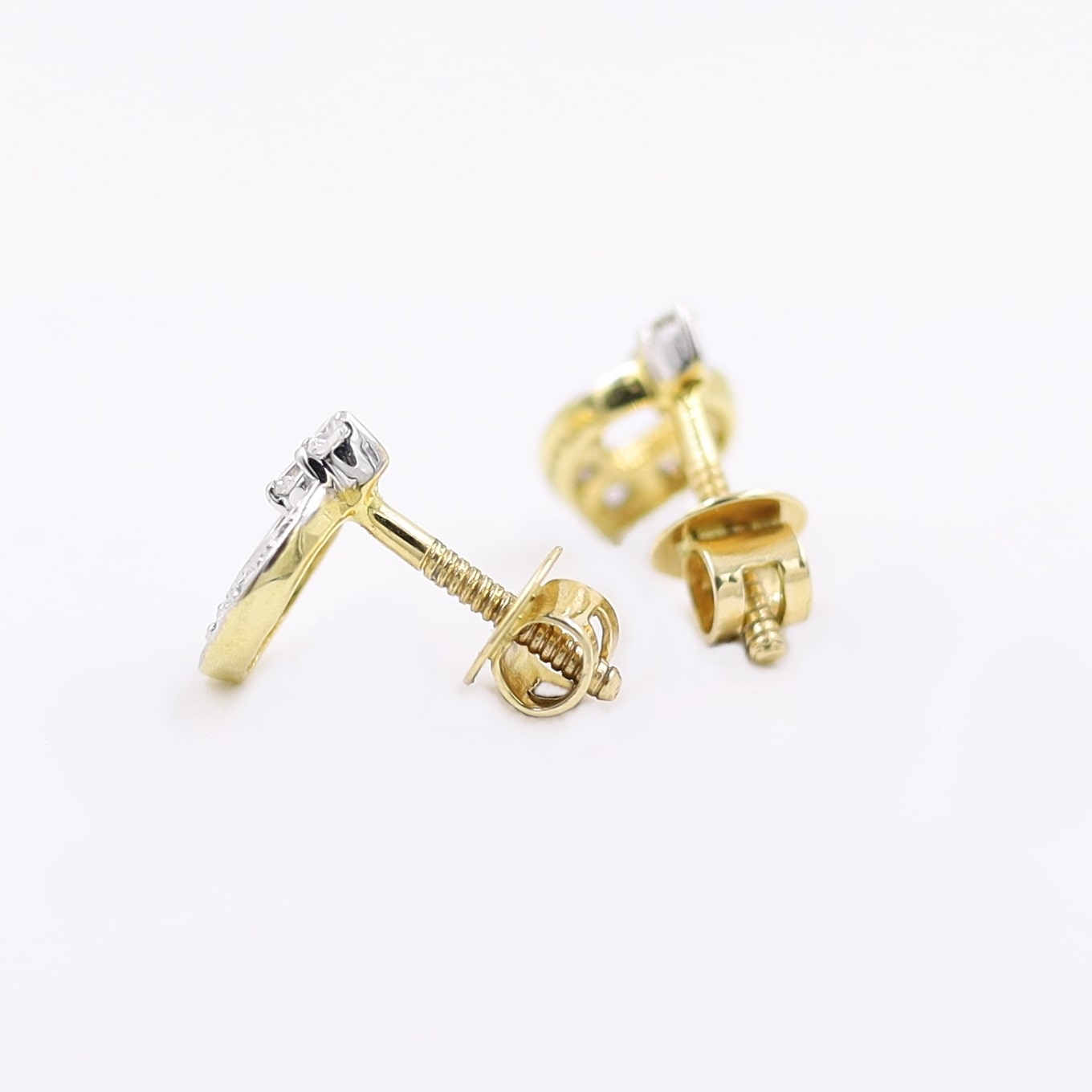 14KT Charming Classy Gold Diamond Stud Earrings