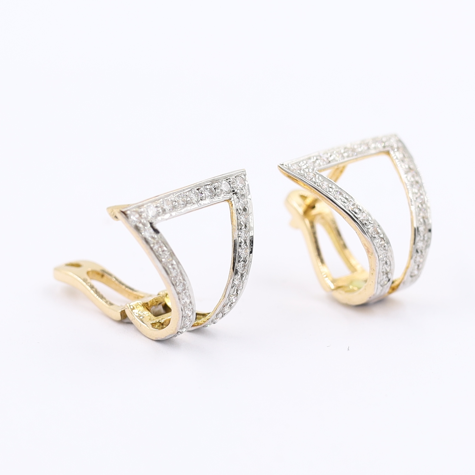 Charming Rose Gold And Diamond Hoop Bali Earrings