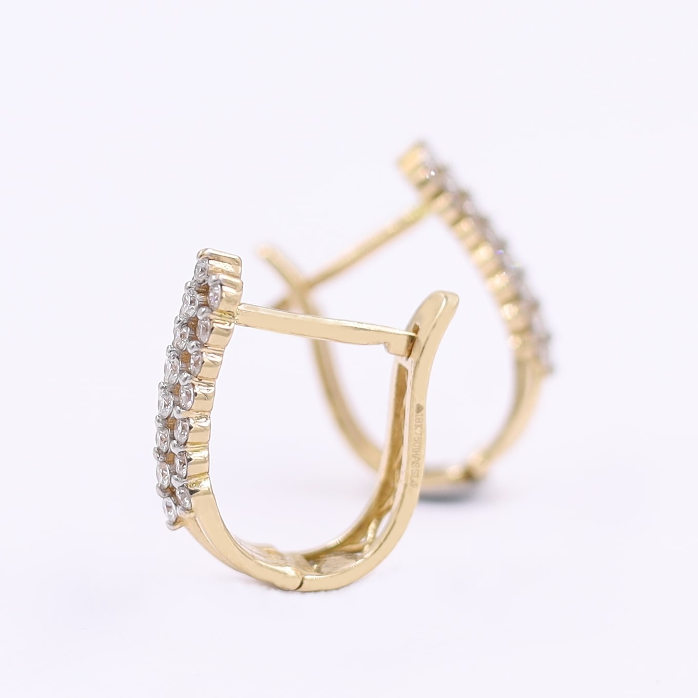 Magnificent 18 Karat Rose Gold And Diamond Hoops Bali Earring