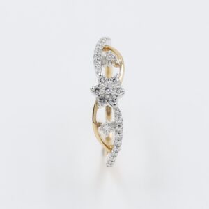 Elegant Star Diamond Ring