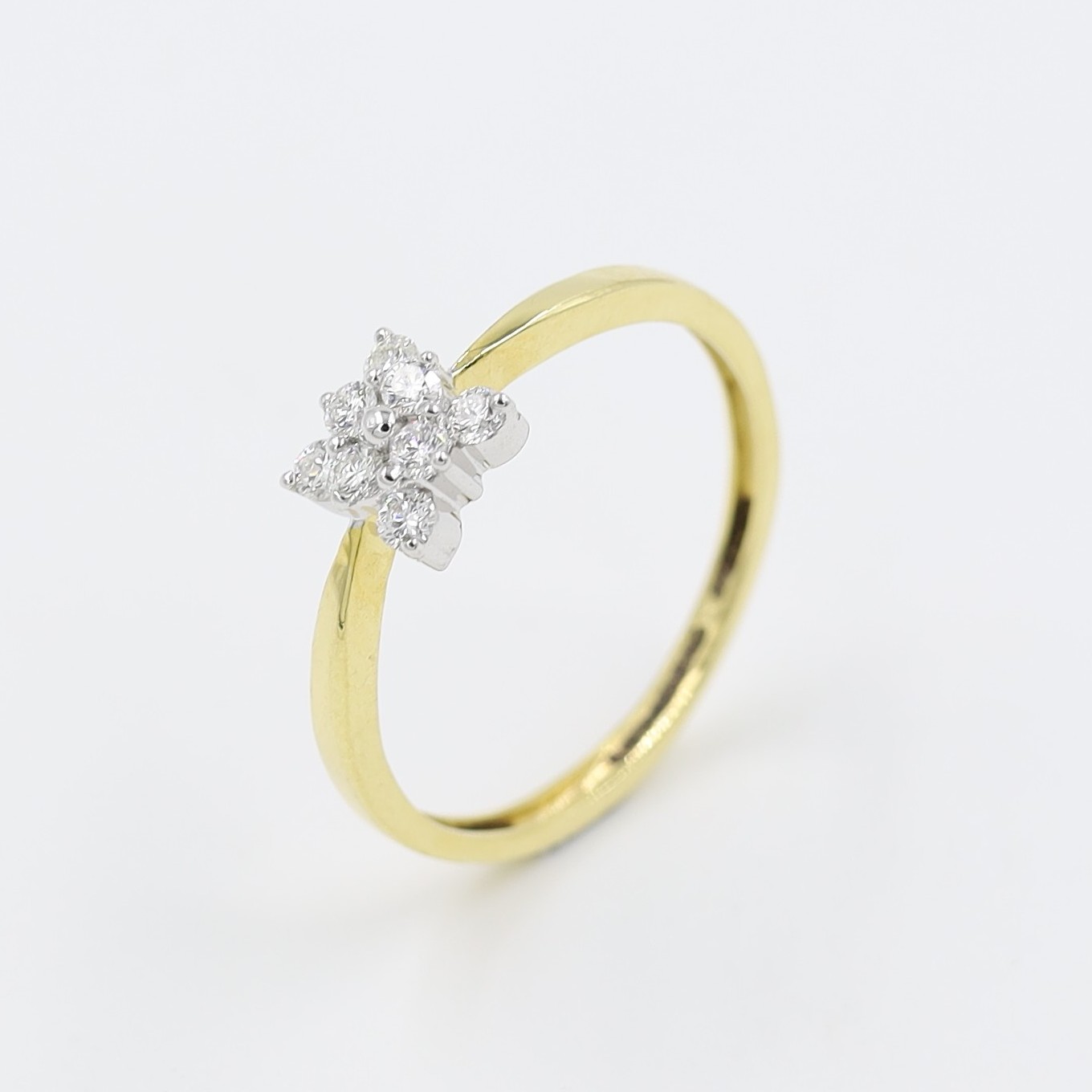 Floral Motif Eight Real Stone Diamond Finger Ring