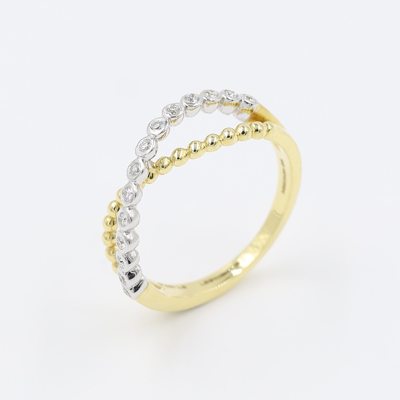 Wave Yellow Gold Real Diamond Finger Ring