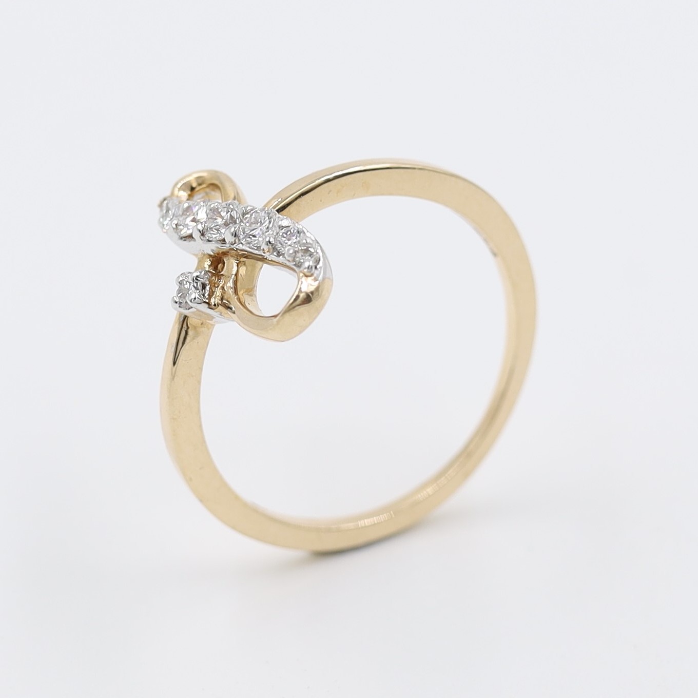 Stunning Infinity Crossover Real Diamond Finger Ring