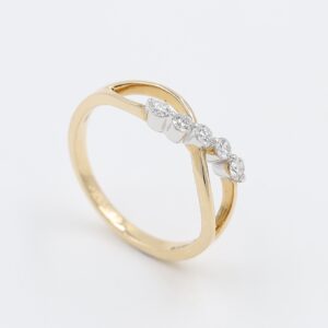 14Kt Classy Leaf Rose Gold Real Diamond Finger Ring