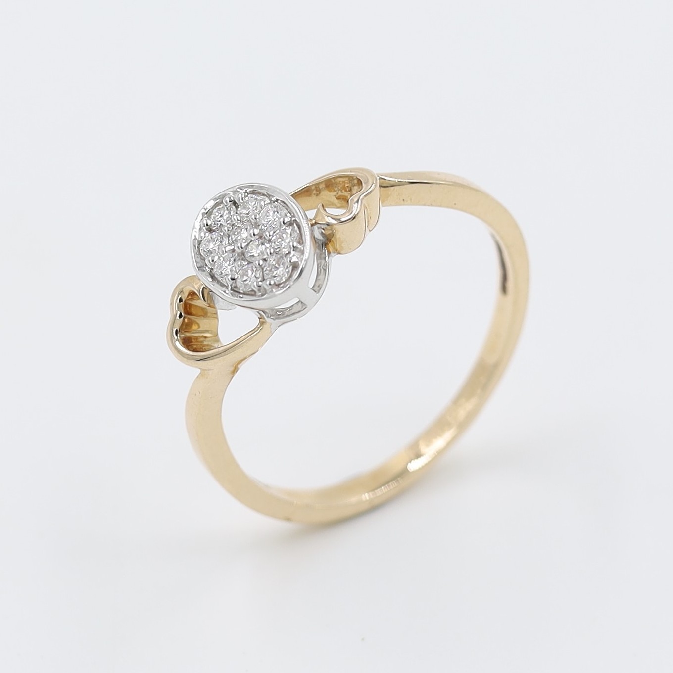 14Kt Rose Gold Oval Shape Natural Diamond Ring