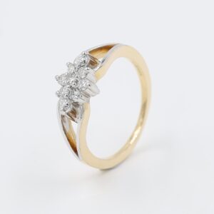 14Kt Beautifully Crafted Rose Gold Natural Daimond Ring